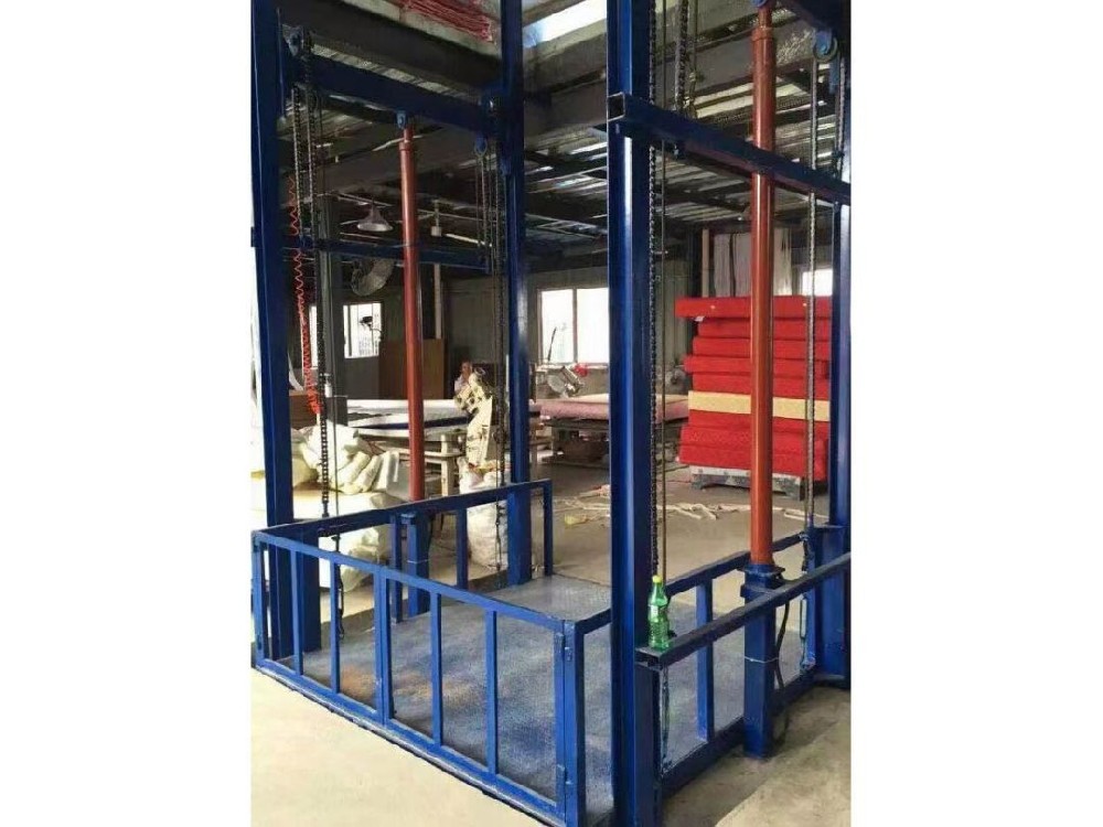 導軌式升降貨梯