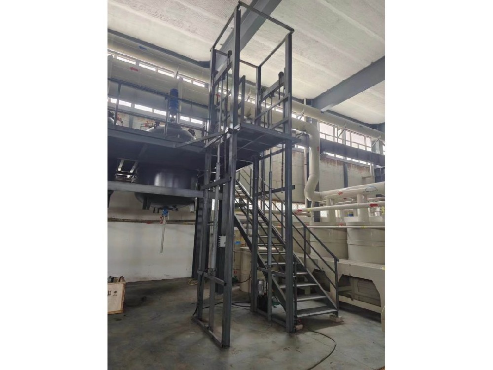 導軌式升降貨梯